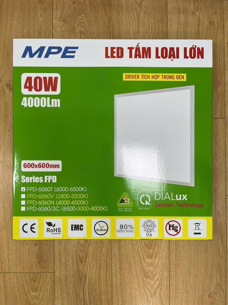 den-led-mpe-chinh-hang-uy-tin-hcm
