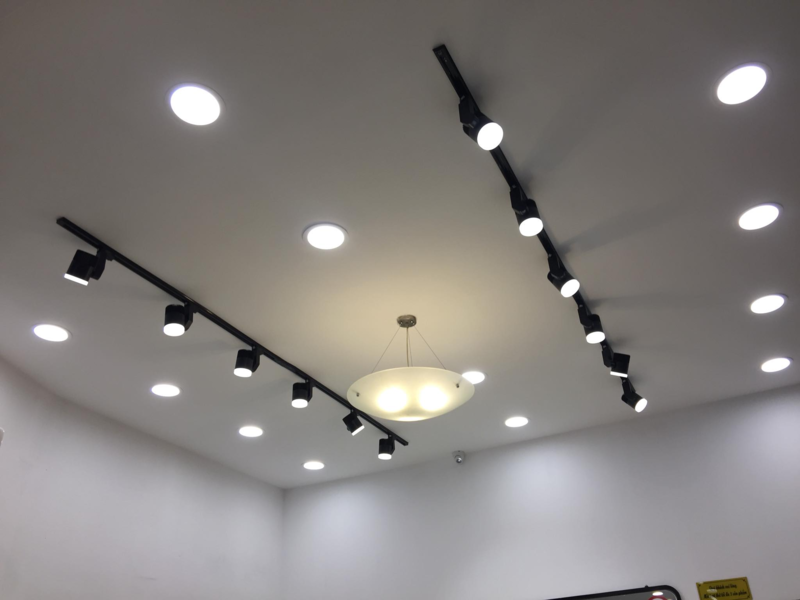 Cửa hàng đèn chiếu điểm Kingled D-COB-9