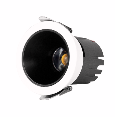 den-spotlight-am-tran-kingled